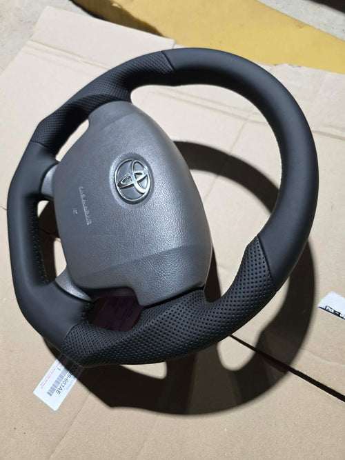 Toyota LandCruiser 200 Series 79 Steering wheel